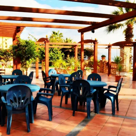 Otel Solemar SantʼAlessio Siculo