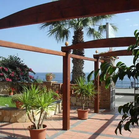 Hotel Solemar SantʼAlessio Siculo